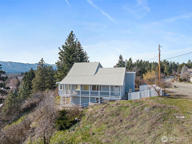 205 W 5th Street, Cle Elum, WA 98922