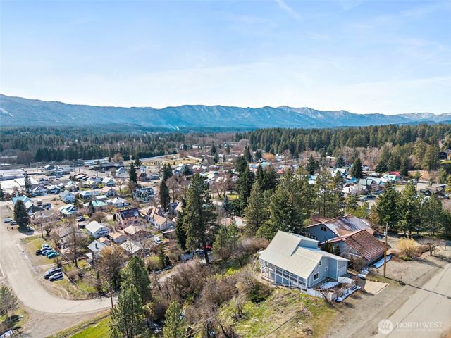 205 W 5th Street, Cle Elum, WA 98922