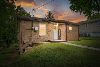 1216 Vine St, Clarksville, TN 37040