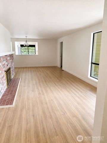 8516 29th Street Ct E, Edgewood, WA 98371