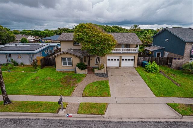 117 Chiltipin Dr, Portland, TX 78374