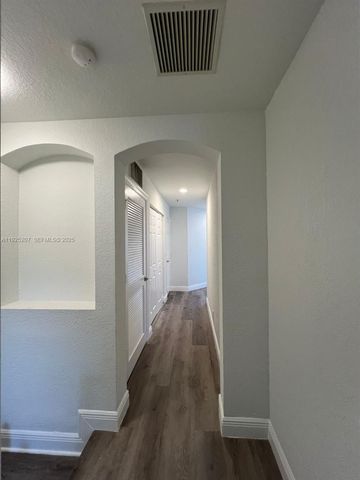 22 SW 6th Ct 22, Pompano Beach, FL 33060