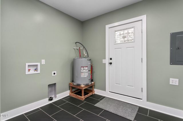 1615 Preston Street, Burlington, NC 27217