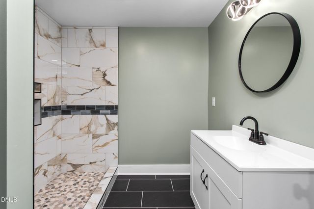 1615 Preston Street, Burlington, NC 27217