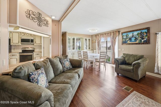 511 Jennifer Circle, Melbourne, FL 32904