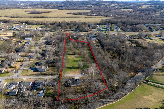 198 Tammy Dr, Gallatin, TN 37066