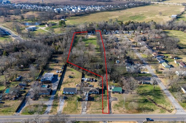 198 Tammy Dr, Gallatin, TN 37066