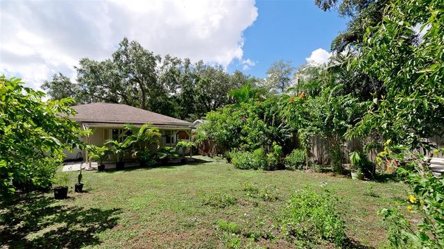 823 32ND AVENUE E, Bradenton, FL 34208