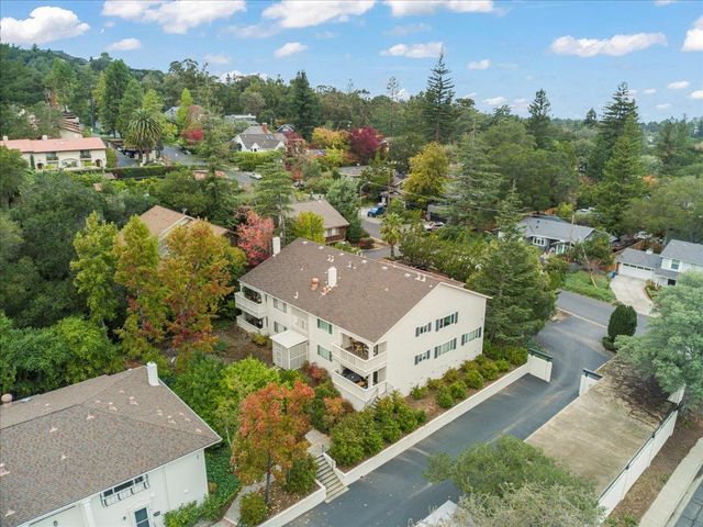 600 Pennsylvania Avenue 10, Los Gatos, CA 95030