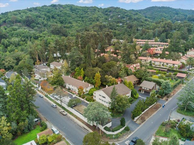 600 Pennsylvania Avenue 10, Los Gatos, CA 95030