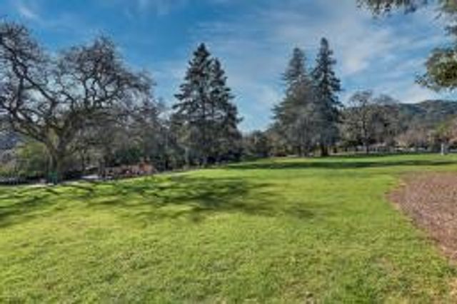 600 Pennsylvania Avenue 10, Los Gatos, CA 95030