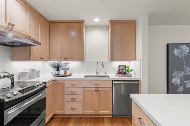 600 Pennsylvania Avenue 10, Los Gatos, CA 95030