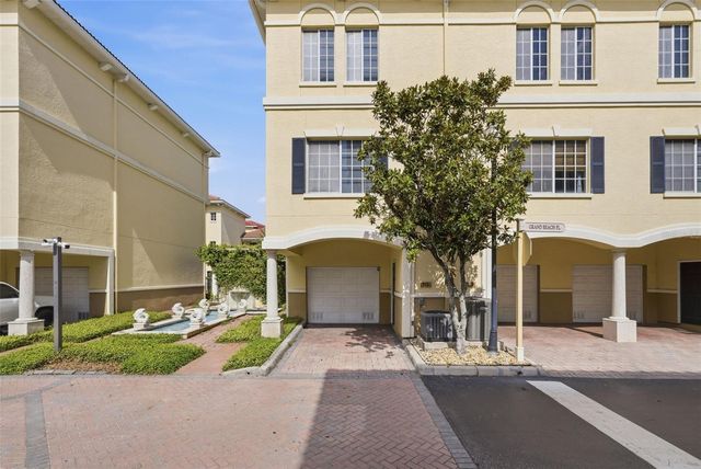 113 GRAND BEACH PLACE, Tampa, FL 33609