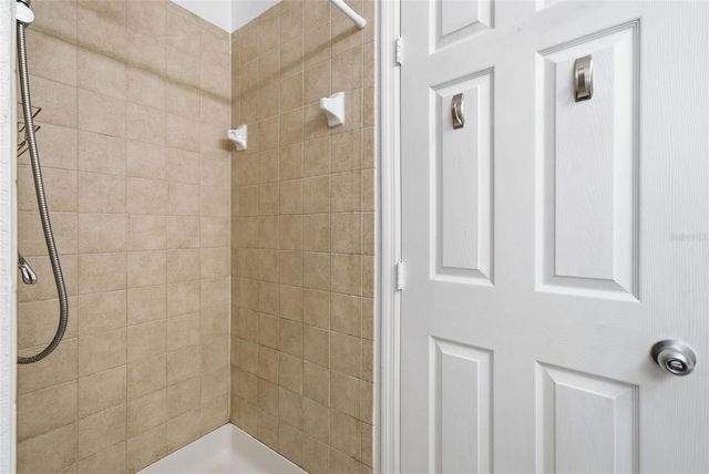 113 GRAND BEACH PLACE, Tampa, FL 33609