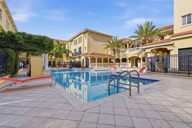 113 GRAND BEACH PLACE, Tampa, FL 33609