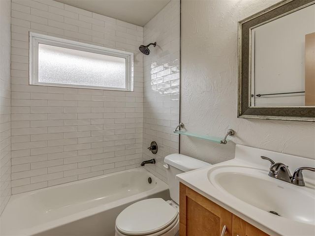 919 SW 3rd Street, Moore, OK 73160