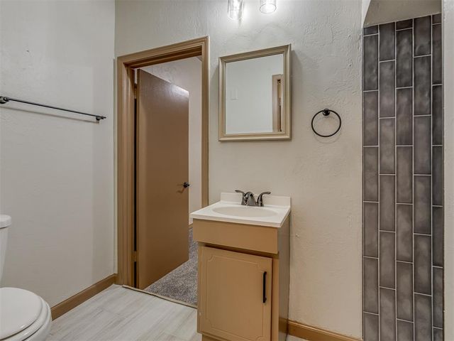 919 SW 3rd Street, Moore, OK 73160