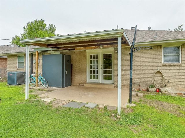 919 SW 3rd Street, Moore, OK 73160