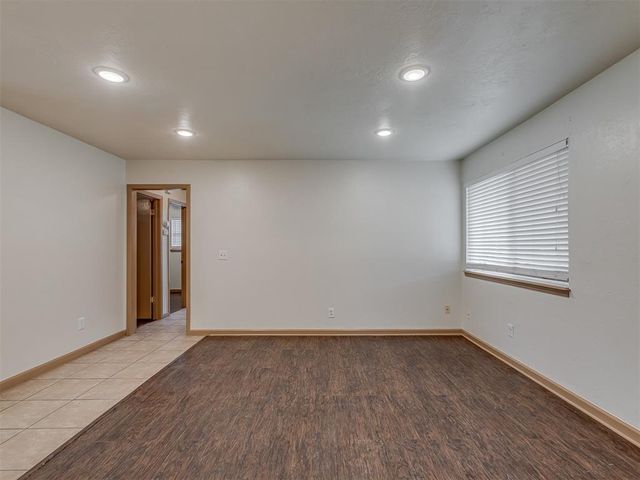 919 SW 3rd Street, Moore, OK 73160