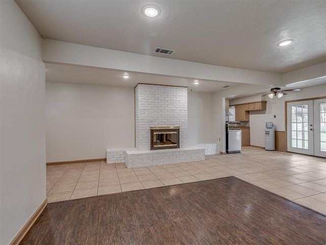 919 SW 3rd Street, Moore, OK 73160