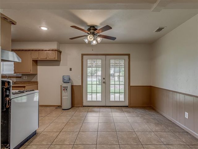 919 SW 3rd Street, Moore, OK 73160