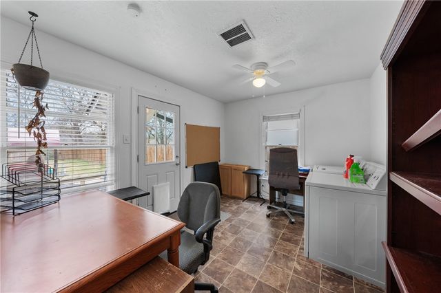 4005 Cobbs Drive, Waco, TX 76708