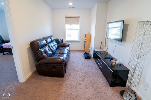 4866 Rosie Boulevard, Mccordsville, IN 46055