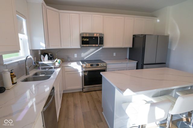 4866 Rosie Boulevard, Mccordsville, IN 46055