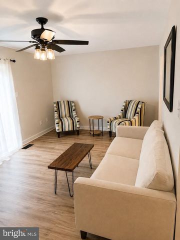 1850 HAWK, Severn, MD 21144