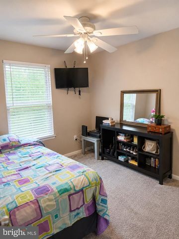 1850 HAWK, Severn, MD 21144