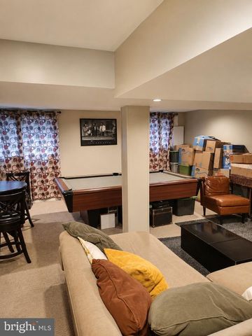 1850 HAWK, Severn, MD 21144