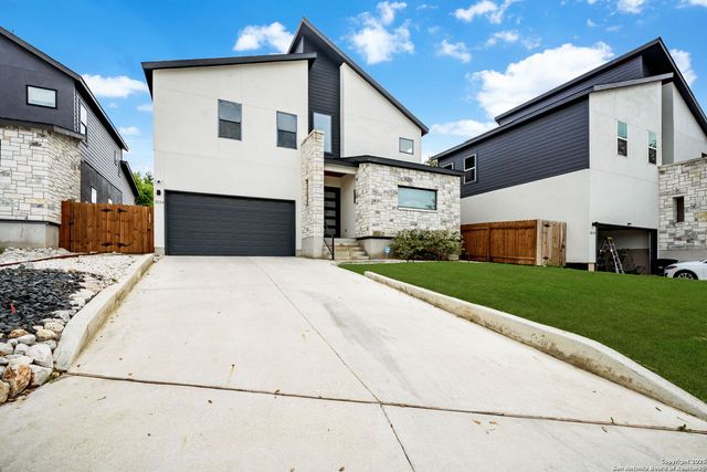 2114 Village, San Antonio, TX 78251