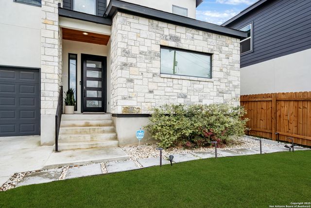 2114 Village, San Antonio, TX 78251