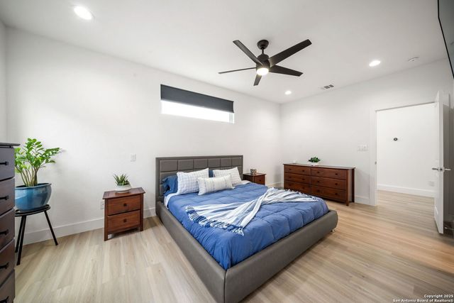 2114 Village, San Antonio, TX 78251
