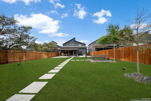 2114 Village, San Antonio, TX 78251