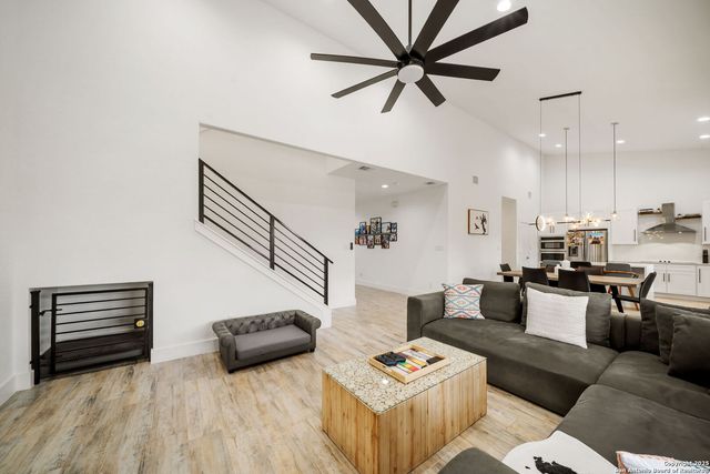 2114 Village, San Antonio, TX 78251