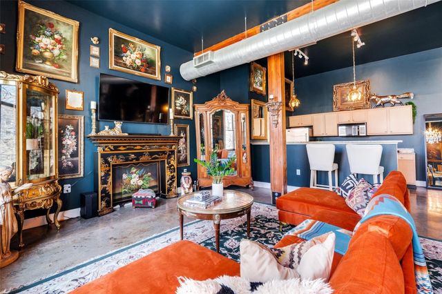 2502 Live Oak Street 116, Dallas, TX 75204