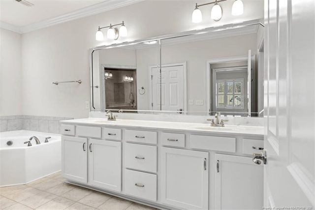 220 Hugh Shelton Loop 401, Fayetteville, NC 28301