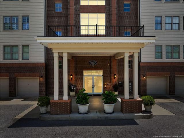 220 Hugh Shelton Loop 401, Fayetteville, NC 28301