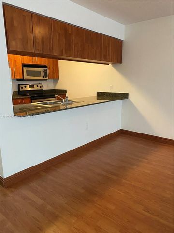 1200 Brickell Bay Dr 1914, Miami, FL 33131