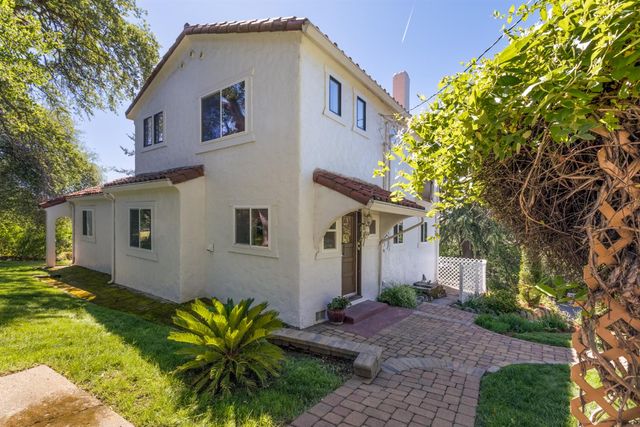 2820 Easy St, Placerville, CA 95667