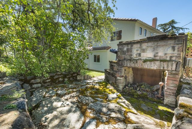 2820 Easy St, Placerville, CA 95667