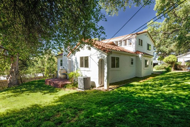 2820 Easy St, Placerville, CA 95667