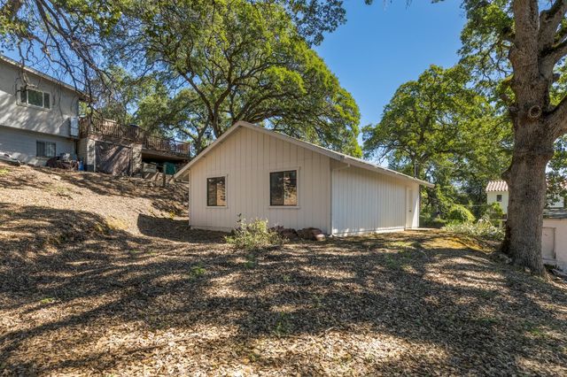 2820 Easy St, Placerville, CA 95667