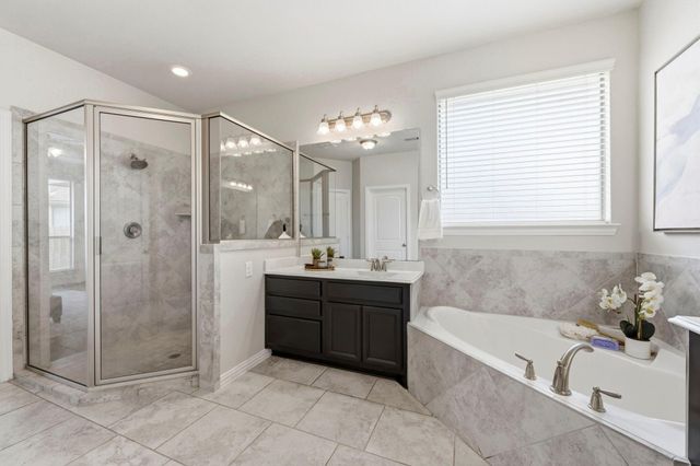 20911 Passelande Drive, Tomball, TX 77375