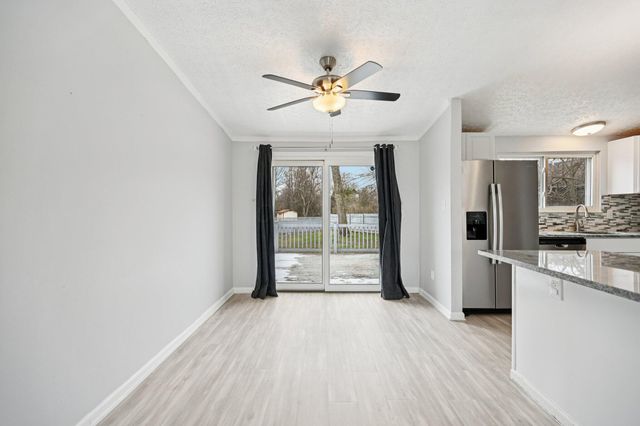 6193 Central Park Drive, Columbus, OH 43231