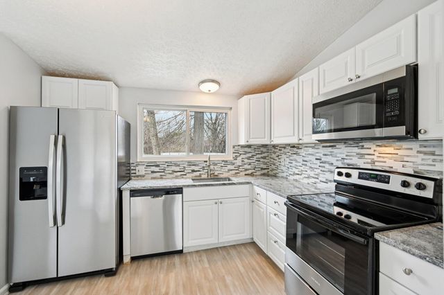 6193 Central Park Drive, Columbus, OH 43231