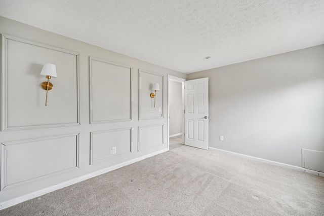 6193 Central Park Drive, Columbus, OH 43231