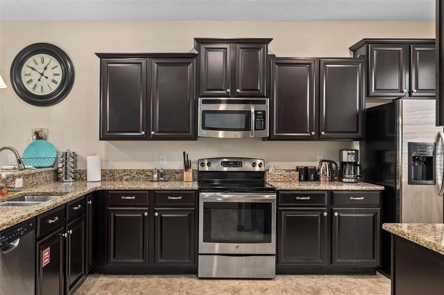 1476 MOON VALLEY DRIVE, Davenport, FL 33896