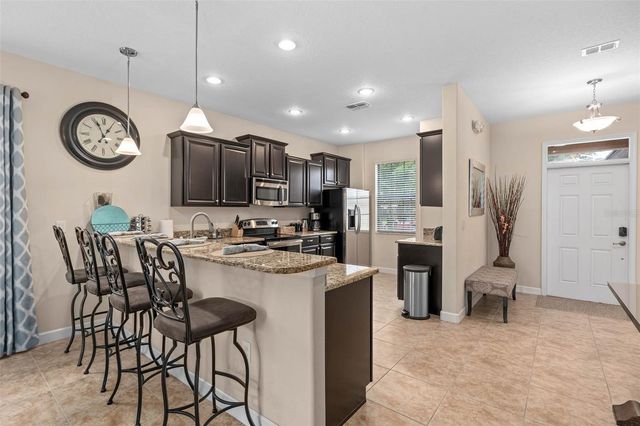 1476 MOON VALLEY DRIVE, Davenport, FL 33896